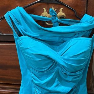 La Blanca Tankini Twisted Front Top With Ruched Back Bottom Aqua Sz 4 Excellent